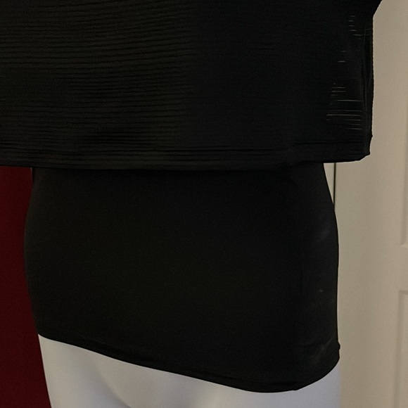 Guess Performance Tee - Picture 3 of 7